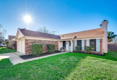 Main picture of 3728 Staghorn Cir S