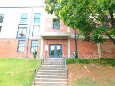 Main picture of 1755 Liberty Ln