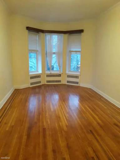 Main picture of 618 76th St