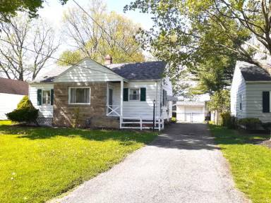 Main picture of 21444 Northwood Ave