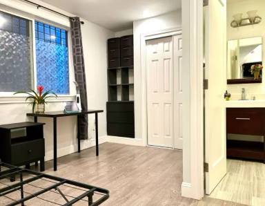 Main picture of 1256 27th Ave