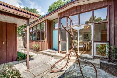 Main picture of 10521 Silverock Dr