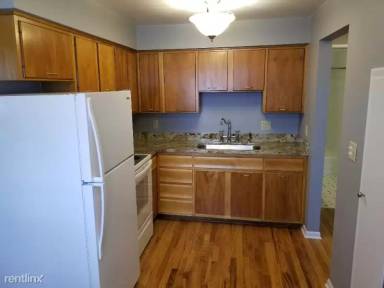 Main picture of 1855 20th St NW