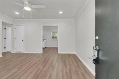 Main picture of 106 Countess Dr