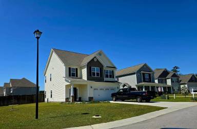 Main picture of 128 Saw Grass Dr