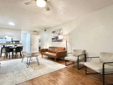 Main picture of 2704 Salado St