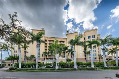 Main picture of Grande Isle Towers