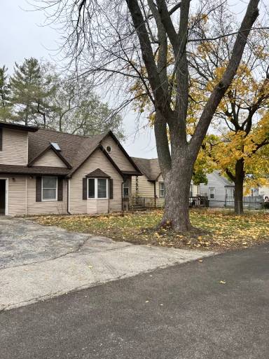 Main picture of 310 Highmoor Dr