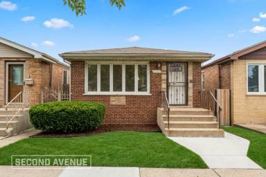 Main picture of 10935 S Buffalo Ave