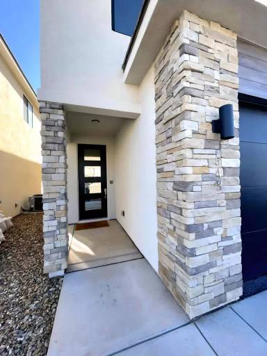 Main picture of 543 S Stewart Creek Cv