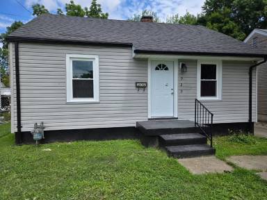 Main picture of 929 Euclid Ave