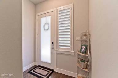 Main picture of 2518 Vintage St