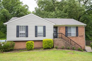 Main picture of 3109 Walpole Ave