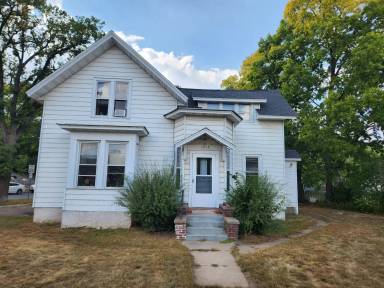Main picture of 1218 State St