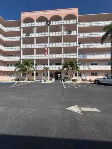 Main picture of 6025 Shore Blvd S