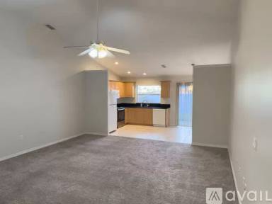 Main picture of 701 E Palm St