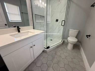 Main picture of 6409 N 41st St