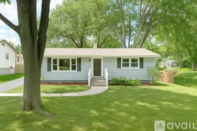 Main picture of 1711 Beach Rd