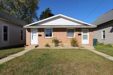 Main picture of 1812 W 7th St