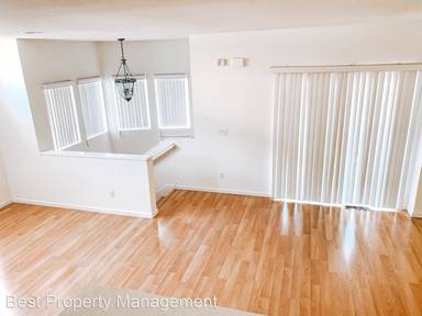 Main picture of 3450 Gilman Cmn