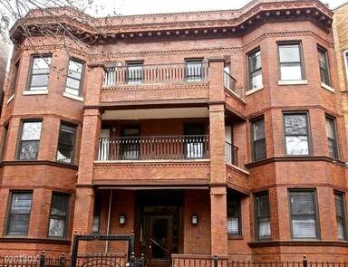 Main picture of 4927-29 N Winthrop Ave