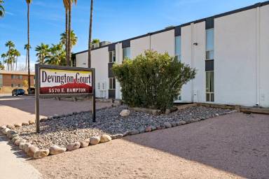 Main picture of 5570 E Hampton St