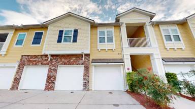 Main picture of 218 Larkin Pl