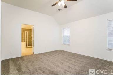 Main picture of 20910 Greenfield Trl