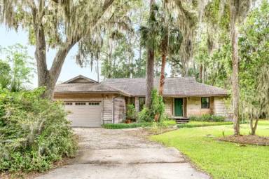 Main picture of 119 Palm Valley Woods Dr