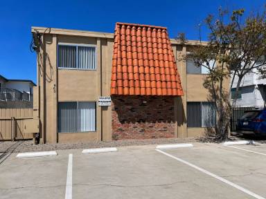 Main picture of 860 13th St