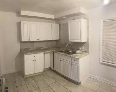 Main picture of 20203 Terrell St