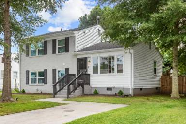 Main picture of 841 Headrow Ter