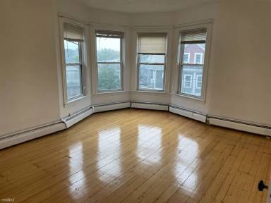 Main picture of 151 Central St