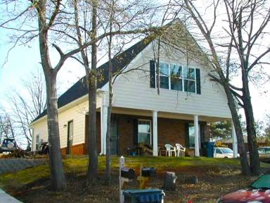 Main picture of 100 Pineview Ct