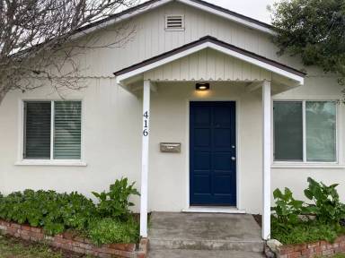 Main picture of 416 Hamilton Ave