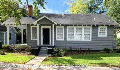 Main picture of 1205 E 40th St