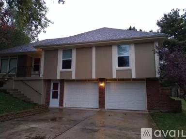Main picture of 3955 SW Ensign Dr
