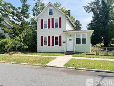 Main picture of 142 London Ave