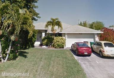 Main picture of 1101 SE 22nd Ter