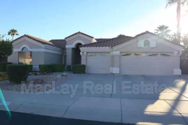 Main picture of 617 W Jasper Dr