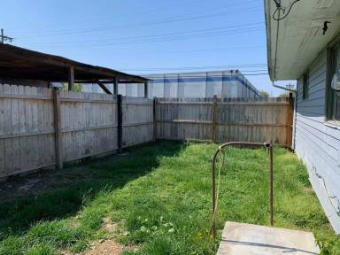 Main picture of 5100 Kilmer Blvd