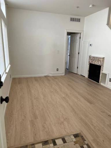 Main picture of 532 S D St