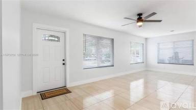 Main picture of 630 SW 28th Dr