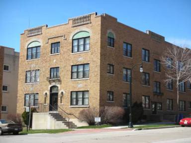 Main picture of 1720 E Newton Ave
