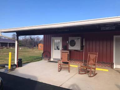 Main picture of 664 Nahunta Rd
