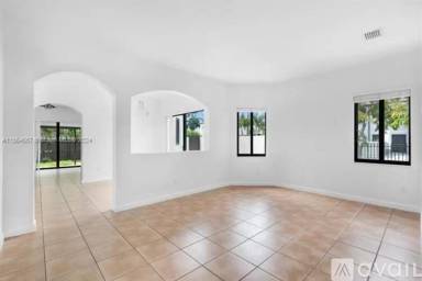 Main picture of 8838 NW 180th Ter