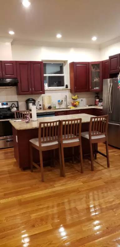 Main picture of 2241 80th St