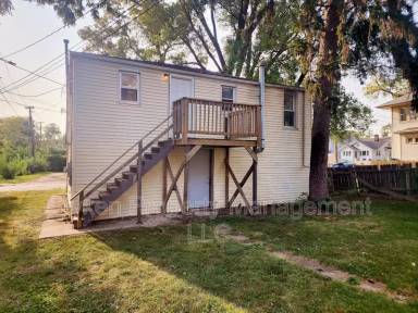 Main picture of 248 S Elm Ave