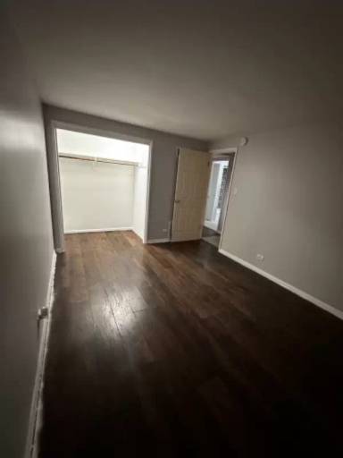 Main picture of 14530 Halsted St