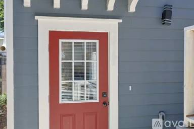 Main picture of 1237 W 25th St